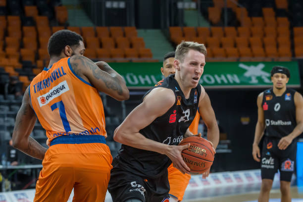 空间和筹措 空间和筹措